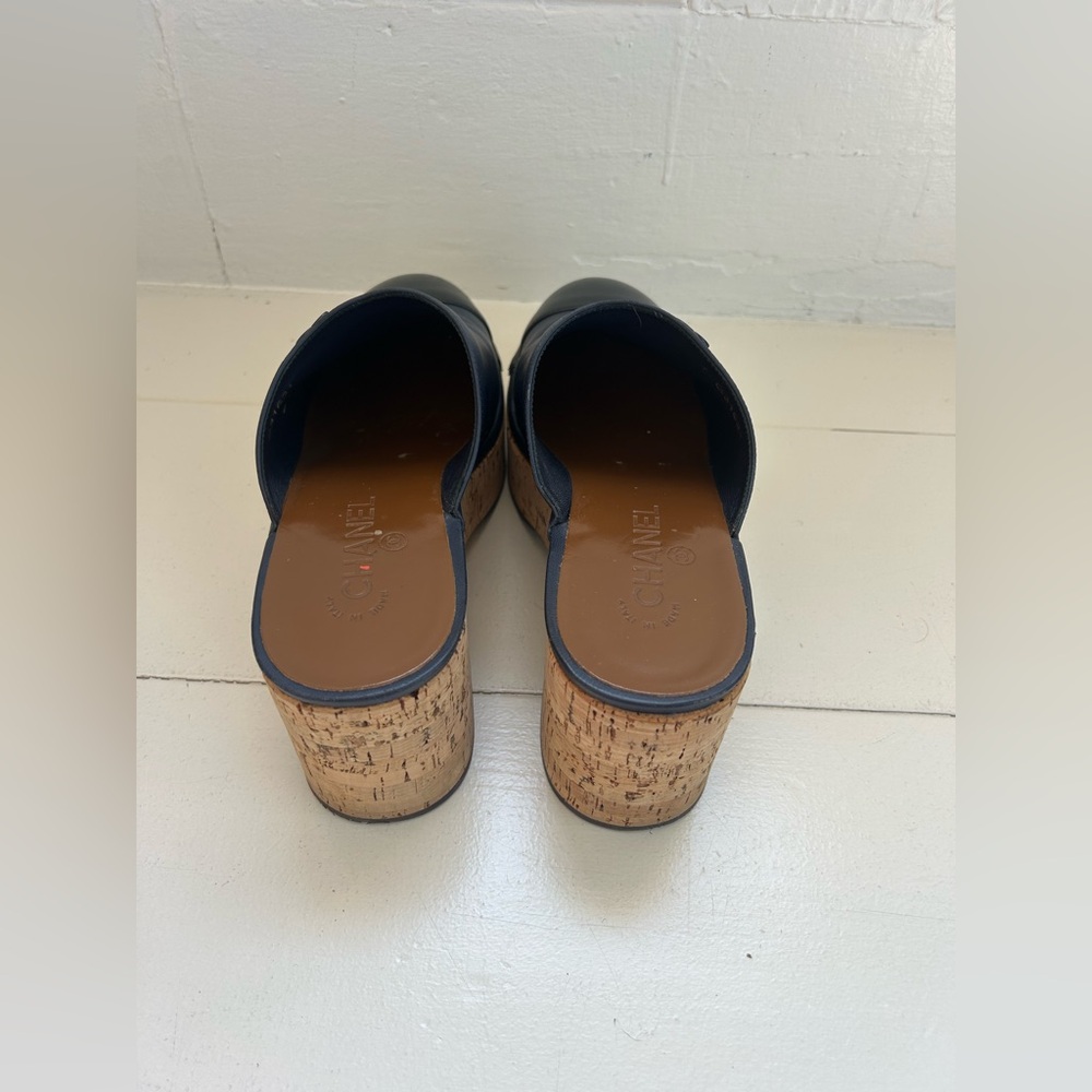 CHANEL Black and Navy Leather Clogs - Picture 6 of 13